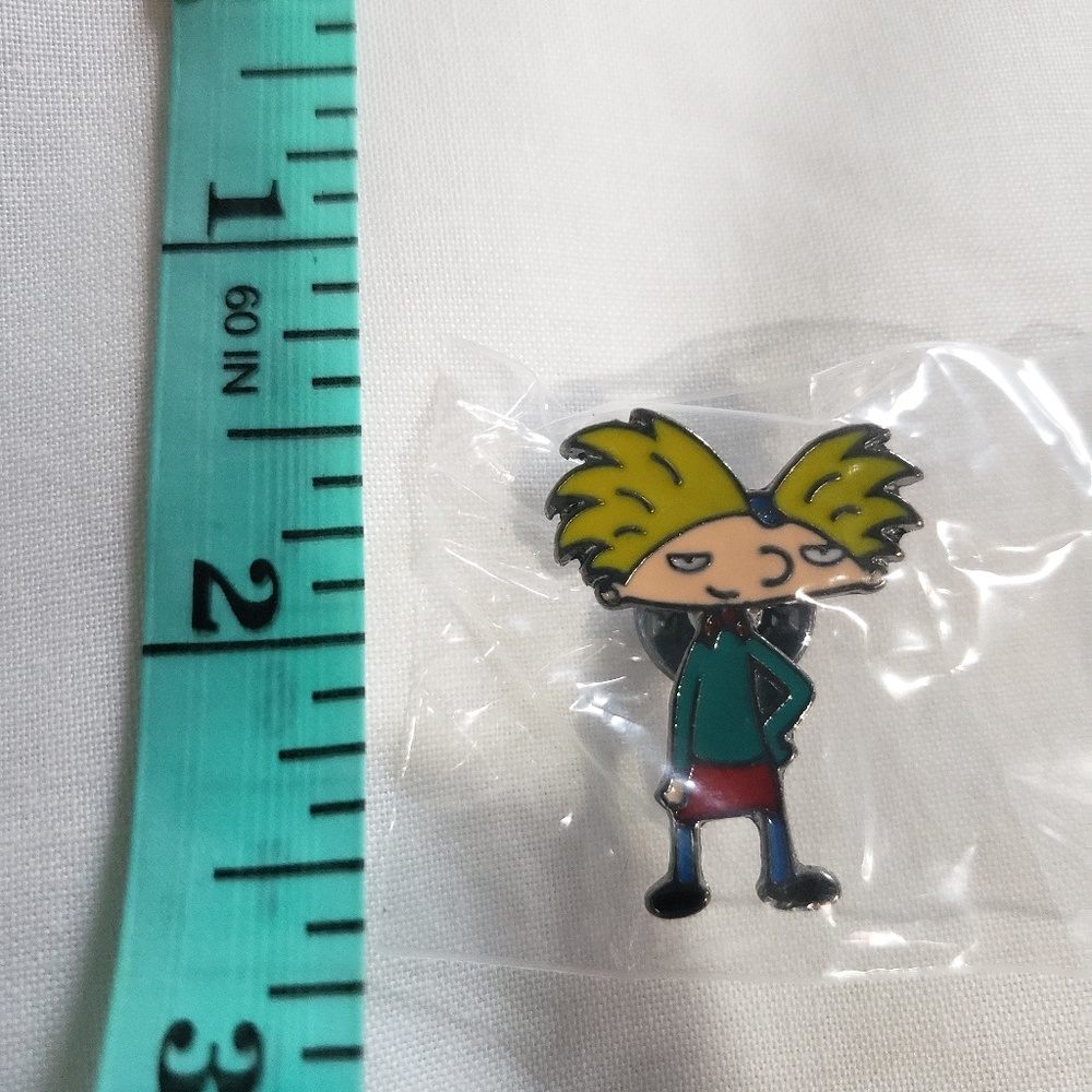 Hey Arnold brooch/pin
